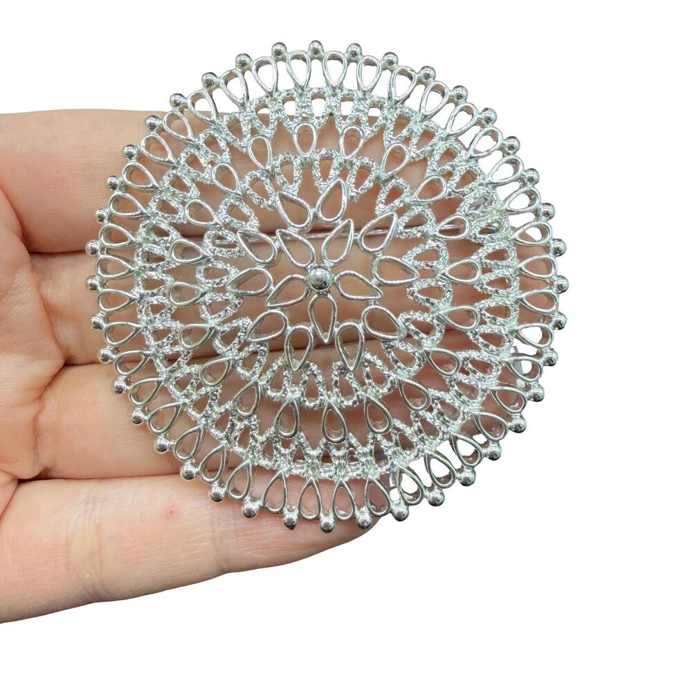 Vintage Open Work Silver Tone Signed Sarah Coventry Round Brooch Pin